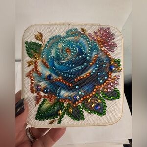 Embellished jewelry box  with zipper art diamond Blue Rose new